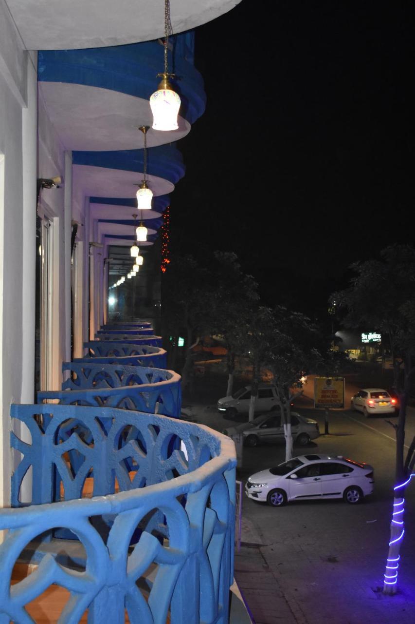 Hotel Shagun Residency Матура Екстериор снимка