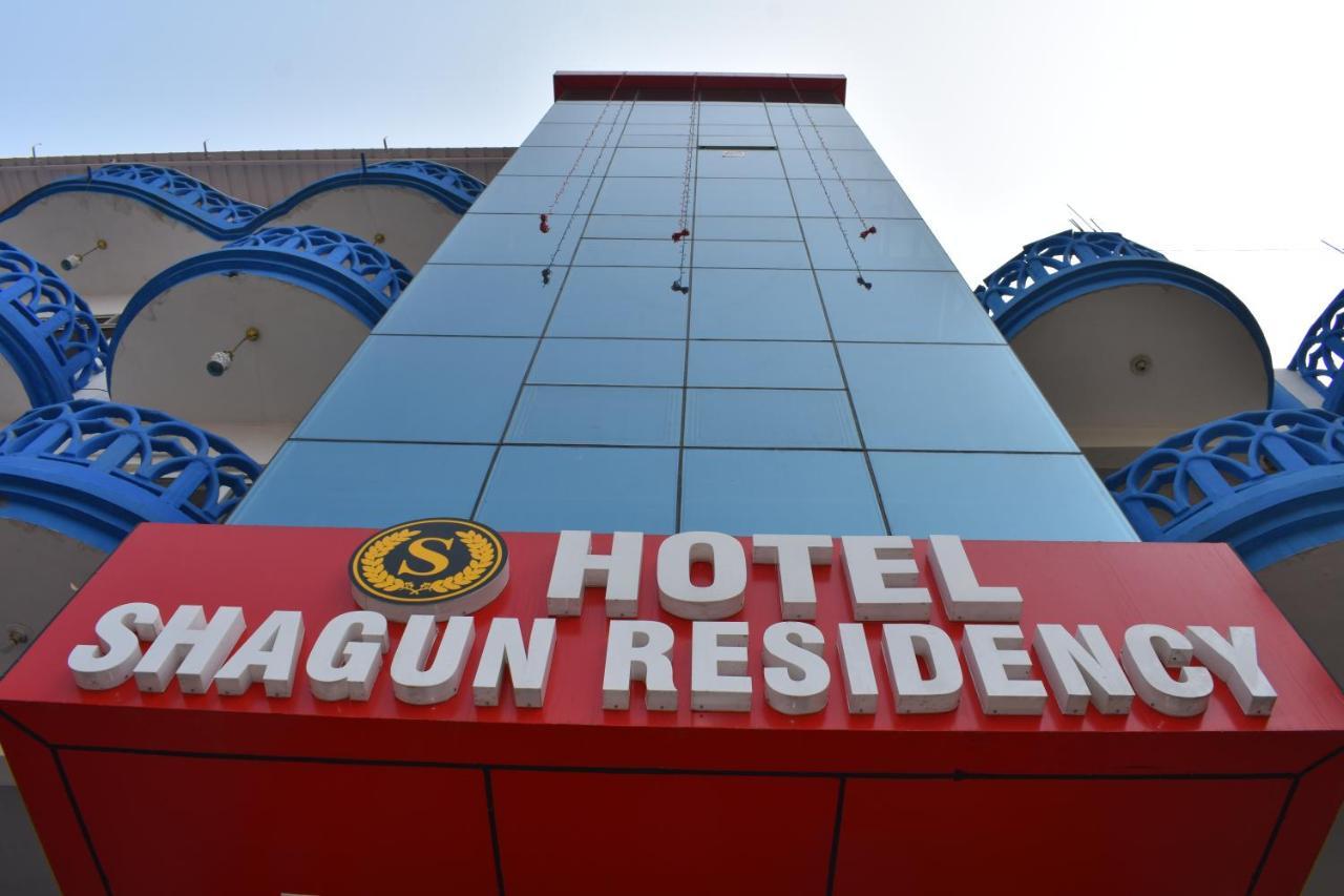 Hotel Shagun Residency Матура Екстериор снимка